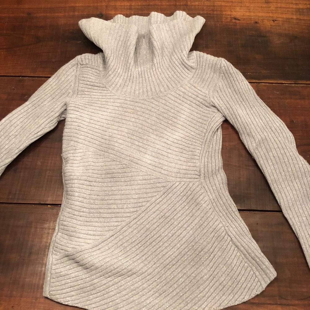 White House black market women’s sweater